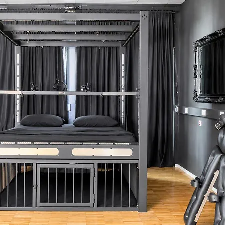 BDSM Design Apartment with Private Sauna&Garden by Fetischhaus Wiesbaden-3